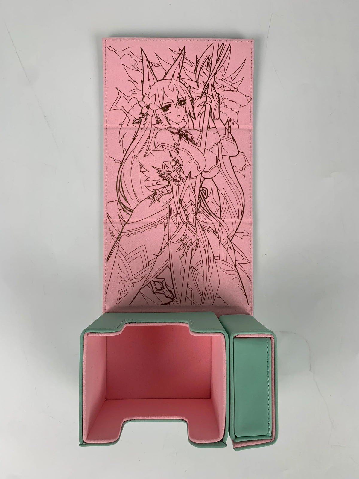 Acc - Deck Box | Mana Moon: Farra, The White Wolf