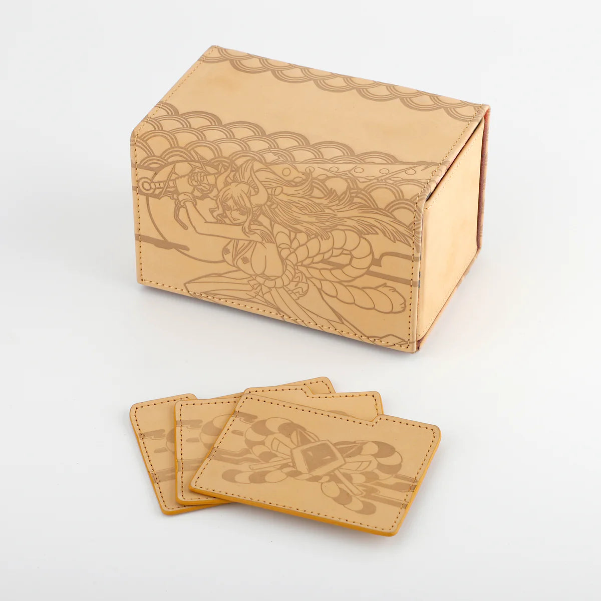Acc - Deck Box | Mana Moon: Oni V2 Genuine Leather Dicewinder (Sand)